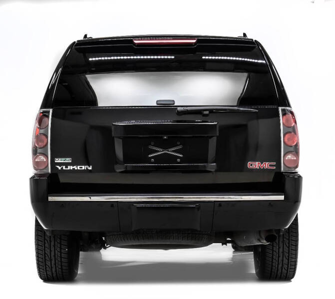 2011 GMC Yukon Denali