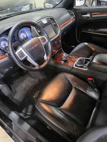 2013 Chrysler 300