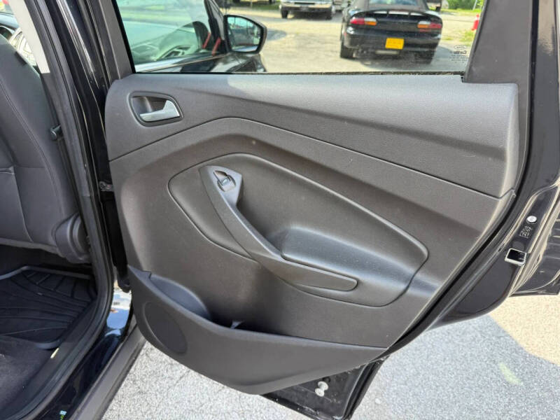 2015 Ford Escape SE