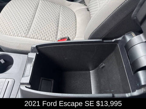2021 Ford Escape SE