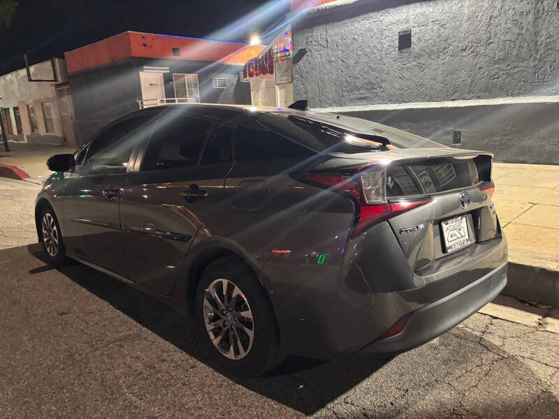 2022 Toyota Prius XLE