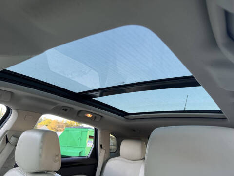 2010 Cadillac SRX Performance Collection