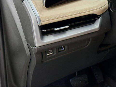 2024 Cadillac XT4 Luxury