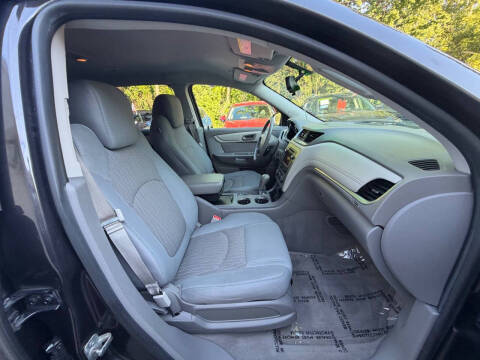 2017 Chevrolet Traverse LS