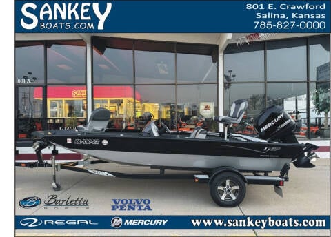 2013 Lowe Boats 17 HP Stinger for sale at SankeyBoats.com in Salina KS