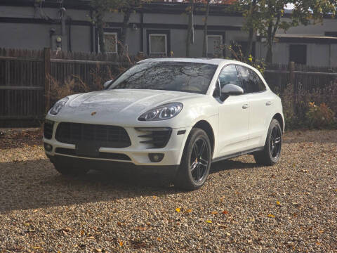 2017 Porsche Macan S