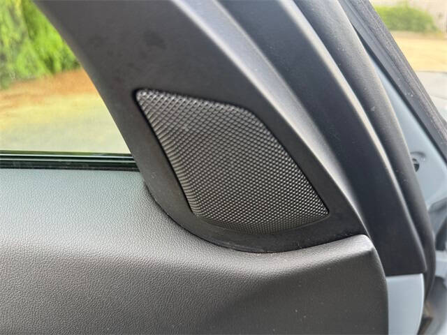 2024 BMW 3 Series 330i