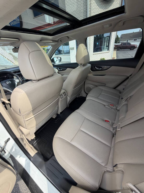 2016 Nissan Rogue SL