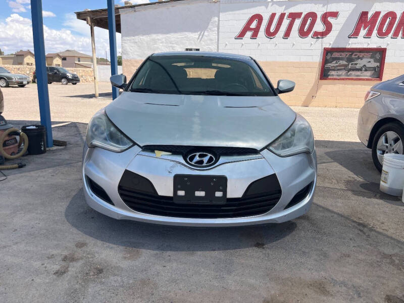 2015 Hyundai Veloster Base's photo