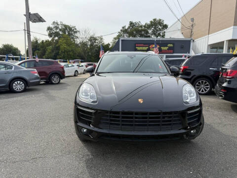 2018 Porsche Macan S