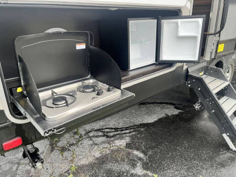 2021 Starcraft Marine SUPER LITE