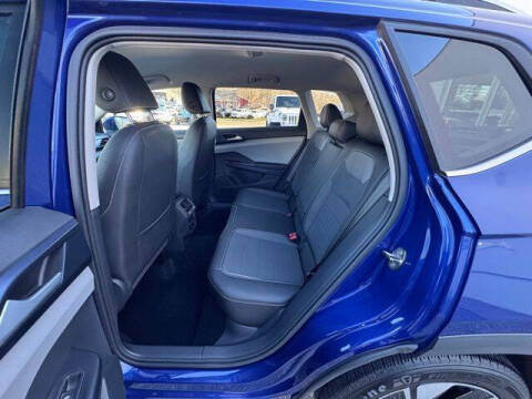 2024 Volkswagen Taos SE 4Motion