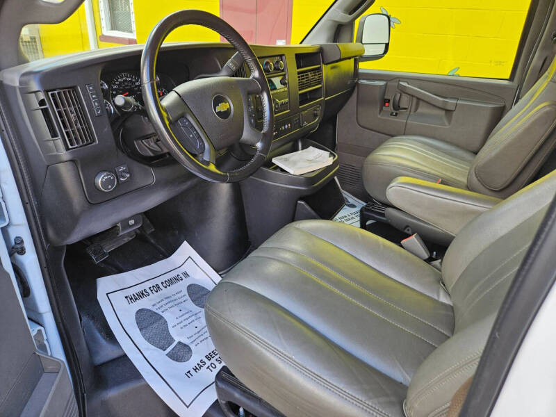 2021 Chevrolet Express 2500