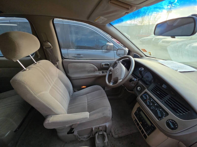 2002 Toyota Sienna LE