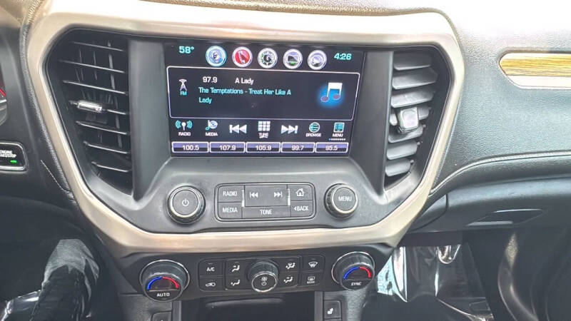 2017 GMC Acadia Denali