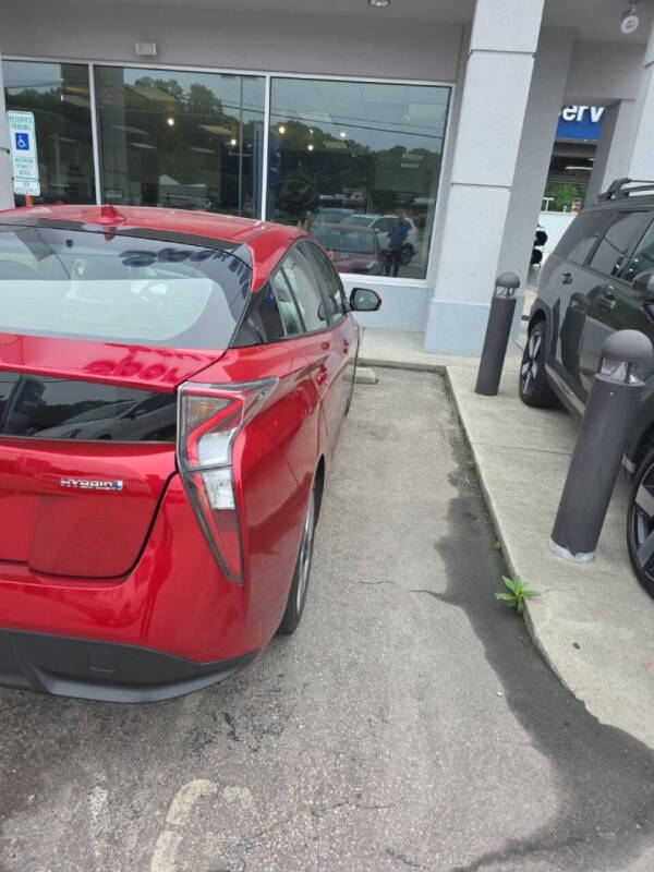 2016 Toyota Prius Three