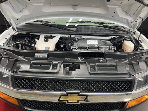 2023 Chevrolet Express 2500