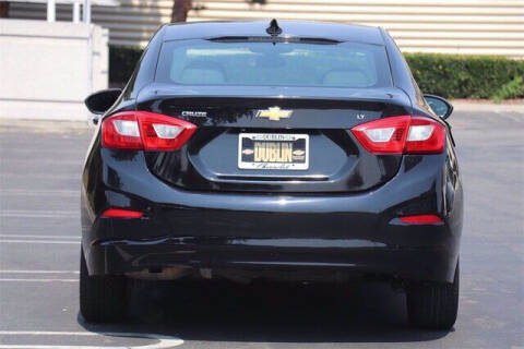 2017 Chevrolet Cruze LT Auto