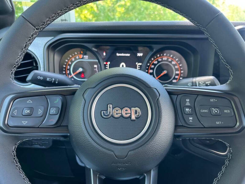 2025 Jeep Gladiator Willys