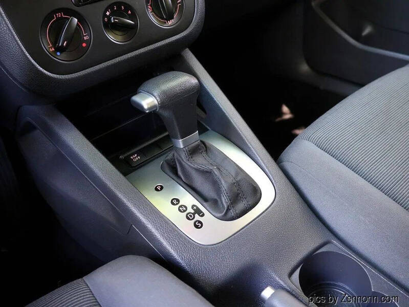 2008 Volkswagen Rabbit S