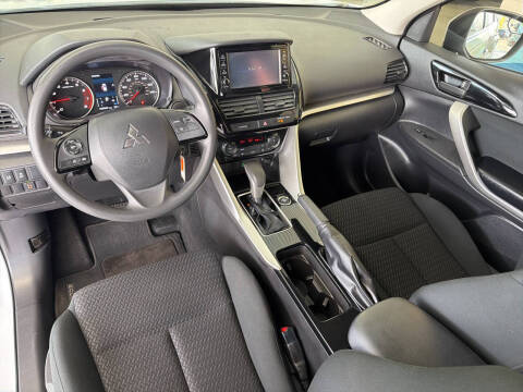 2023 Mitsubishi Eclipse Cross ES