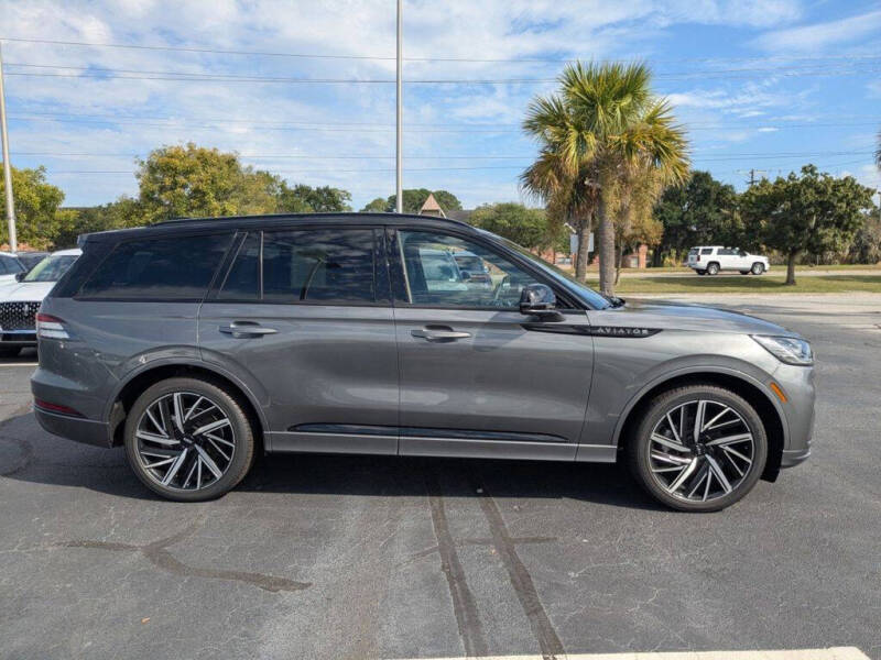 2025 Lincoln Aviator Black Label