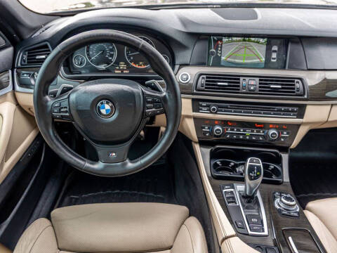 2011 BMW 5 Series 550i