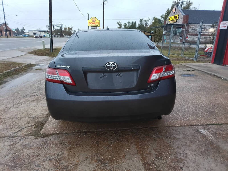 2010 Toyota Camry LE