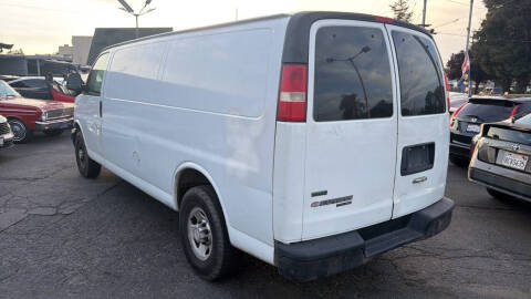 2011 Chevrolet Express 2500