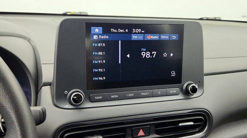 2023 Hyundai Kona SE