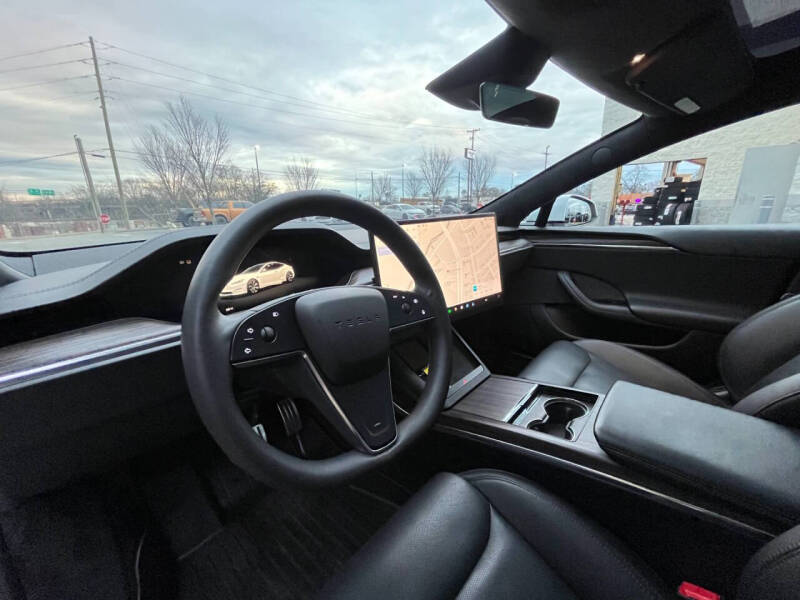 2023 Tesla Model S Standard Range