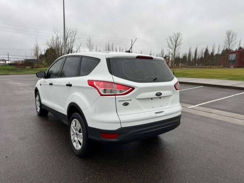 2013 Ford Escape S