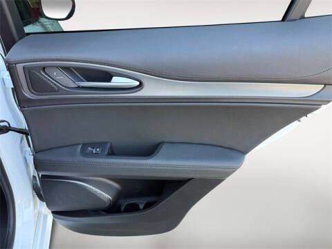 2022 Alfa Romeo Stelvio Veloce