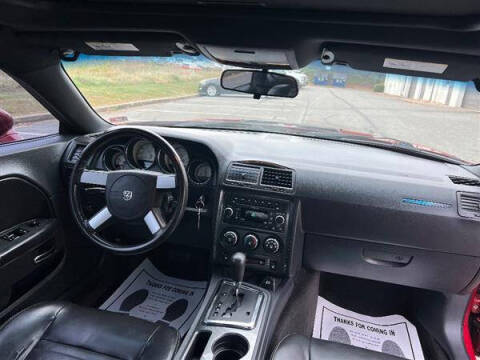 2010 Dodge Challenger SE