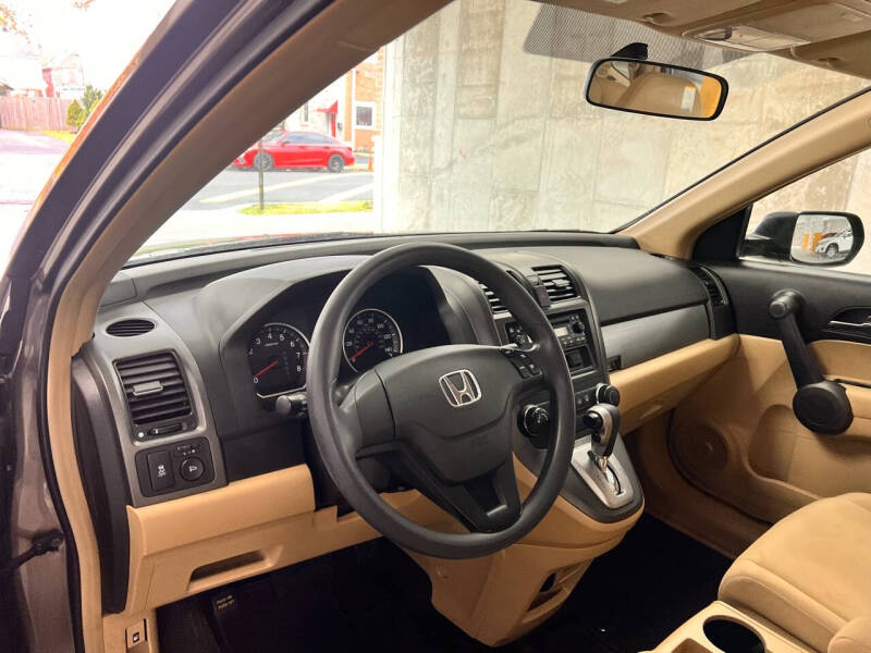 2010 Honda CR-V LX photo 10