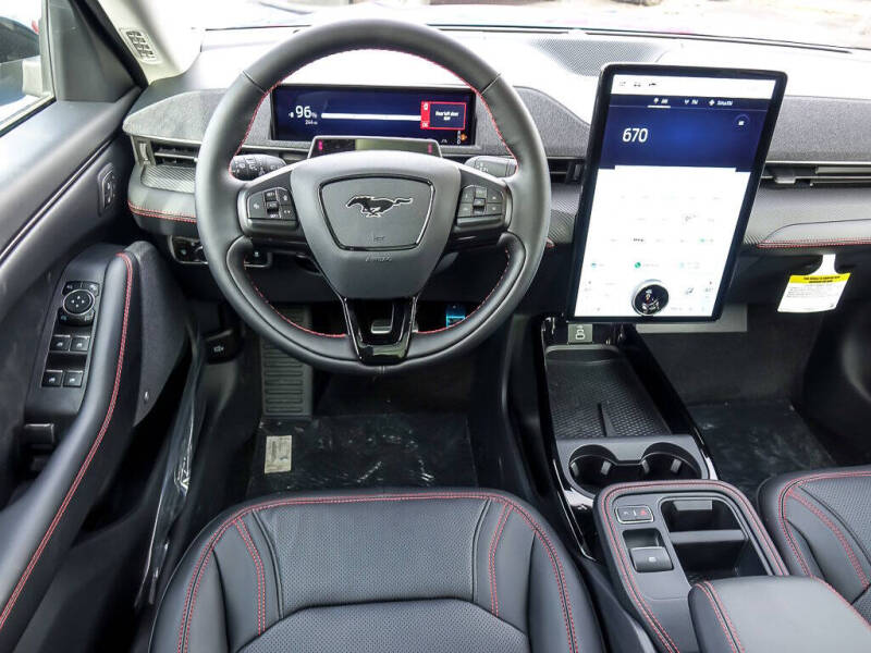 2025 Ford Mustang Mach-E Premium