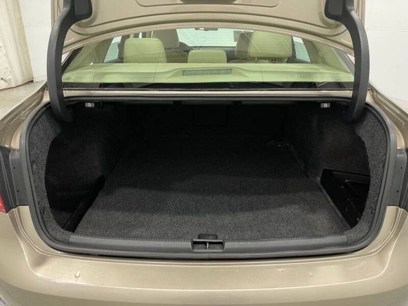 2015 Volkswagen Passat 2.0L TDI SEL Premium