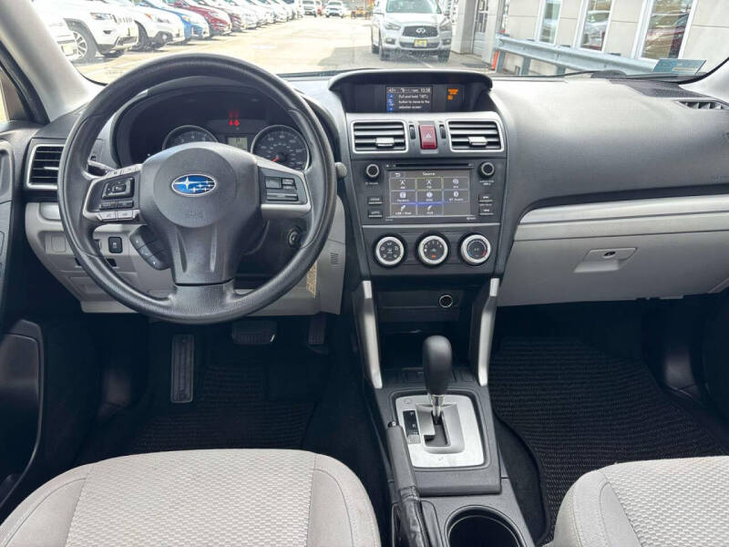 2016 Subaru Forester 2.5i