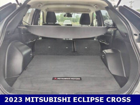 2023 Mitsubishi Eclipse Cross LE