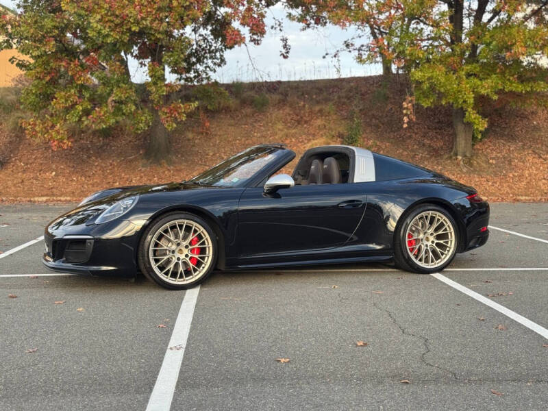 2019 Porsche 911 Targa 4 GTS