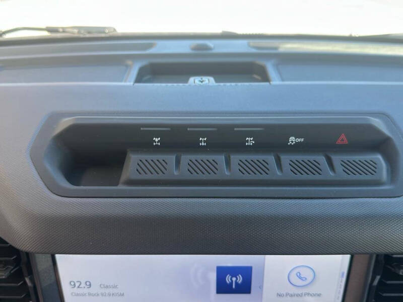 2025 Ford Bronco 4-Door Base - Photo 8