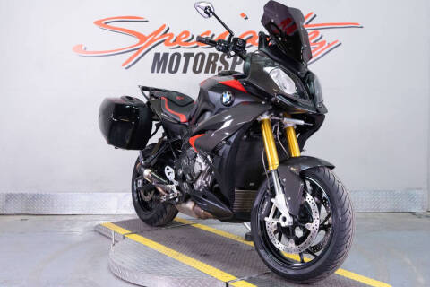 2016 BMW M 1000 XR