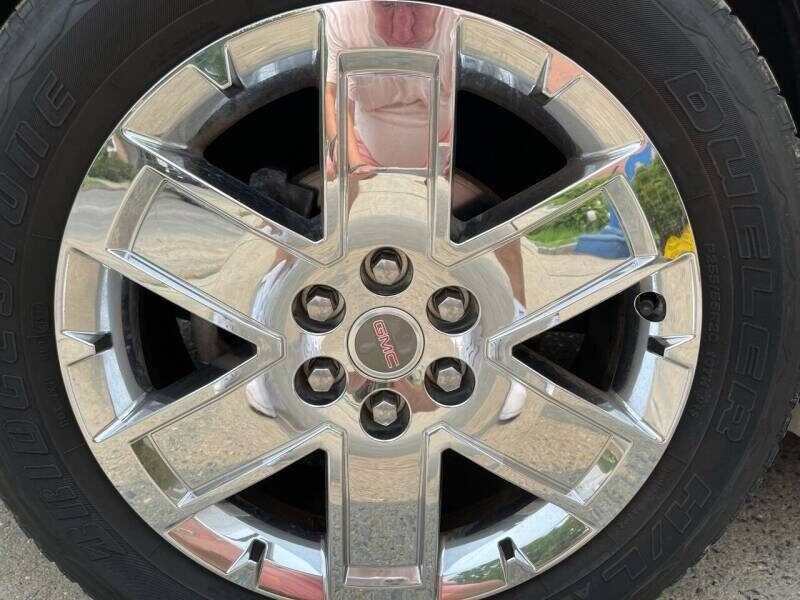 2013 GMC Acadia Denali