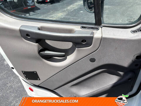 2018 Freightliner M2 106