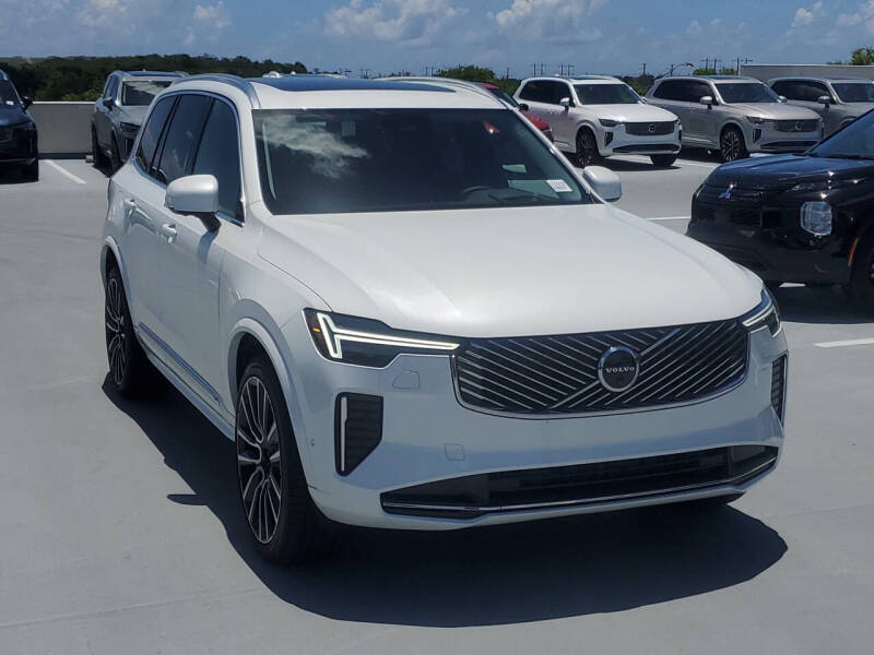 2025 Volvo XC90 B6 Ultra Bright Theme 7P