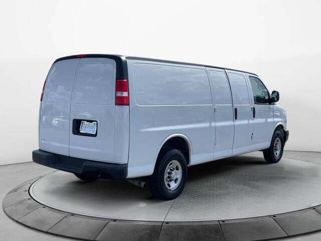 2021 Chevrolet Express 2500
