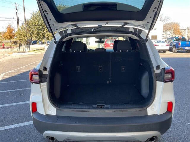 2025 Ford Escape Active