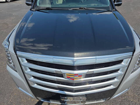 2015 Cadillac Escalade Luxury