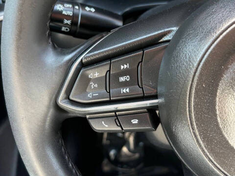 2018 Mazda MAZDA3 Touring