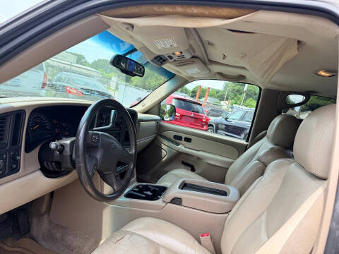 2003 Chevrolet Tahoe LS